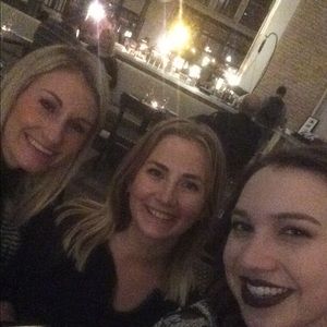 Meet your Posher, Lydia